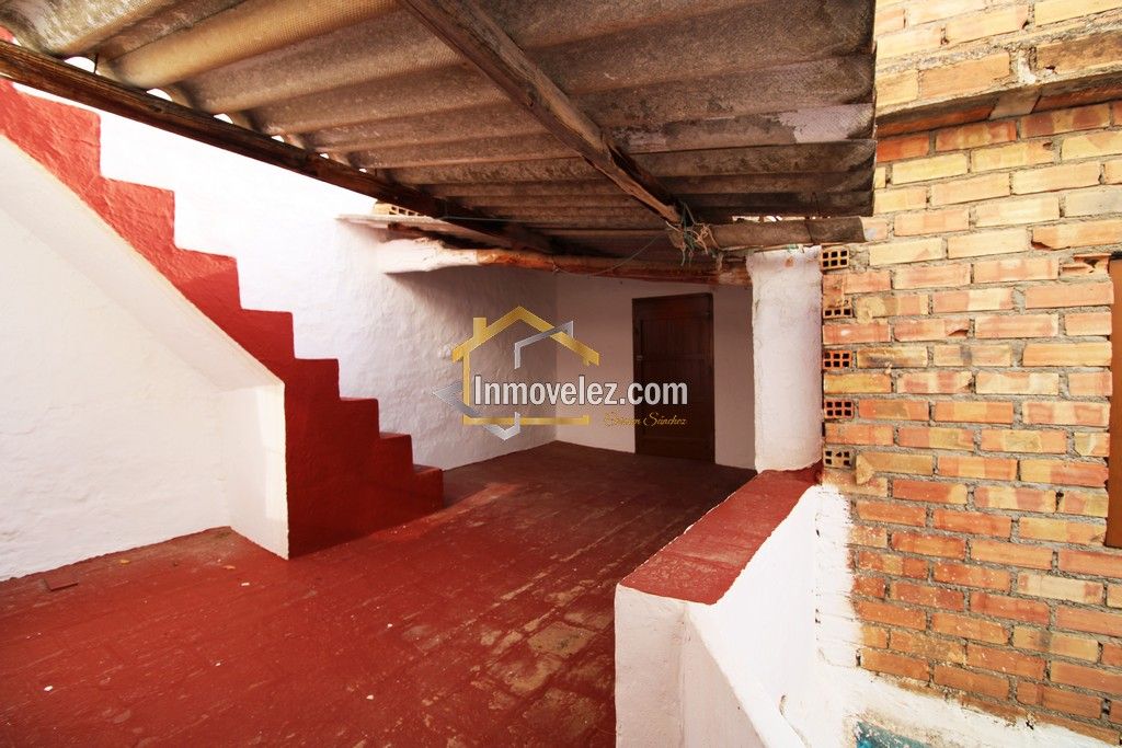Casa en Vélez de Benaudalla (Ref.:0422)