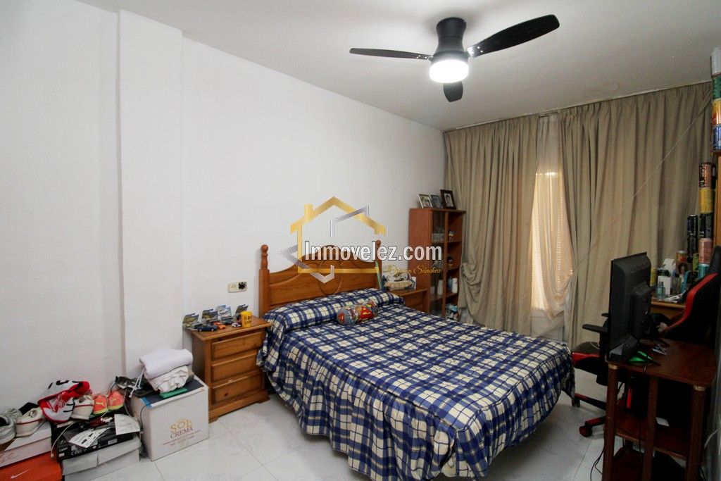 Casa en Vélez de Benaudalla (Ref.:0425)