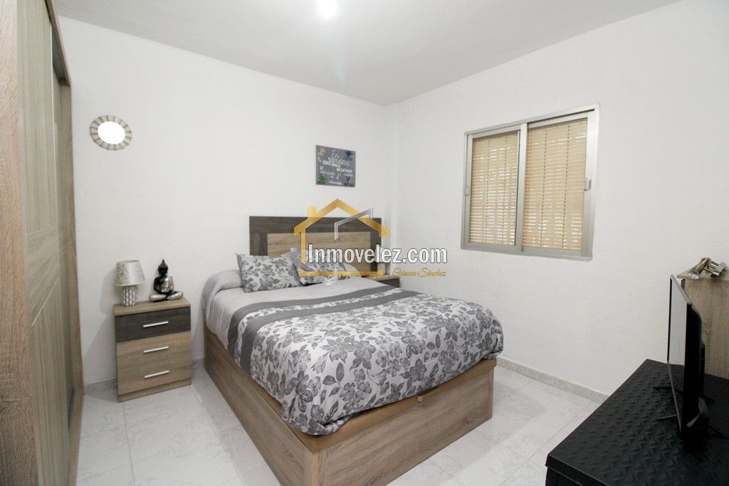 Casa en Vélez de Benaudalla (Ref.:0425)