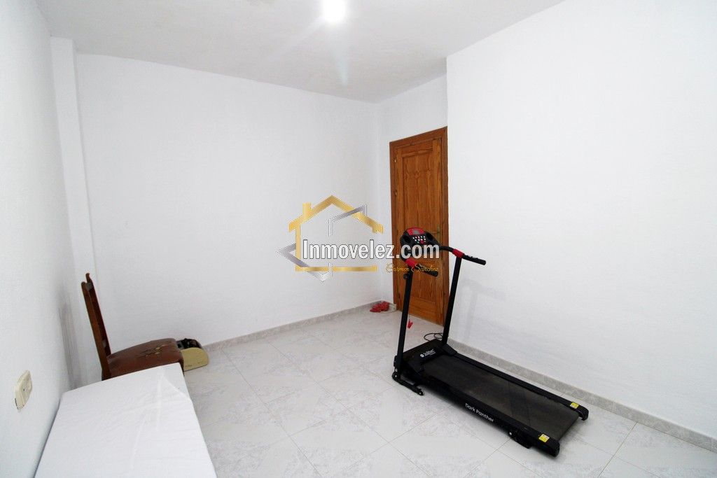 Casa en Vélez de Benaudalla (Ref.:0425)