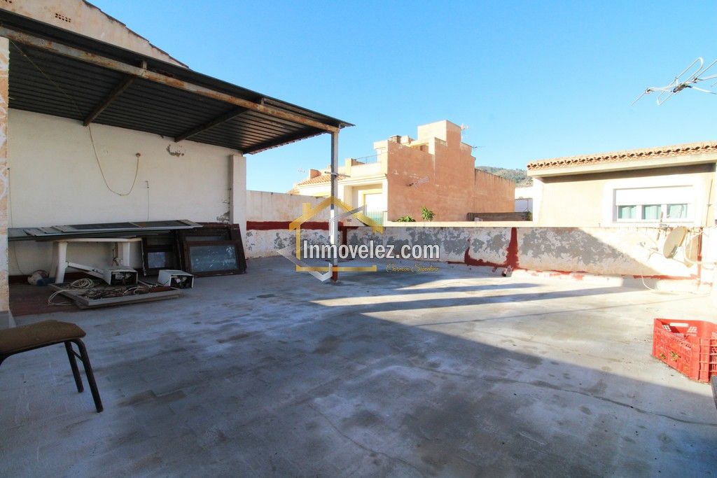 Casa en Vélez de Benaudalla (Ref.:0425)