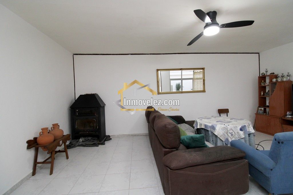 Casa en Vélez de Benaudalla (Ref.:0425)