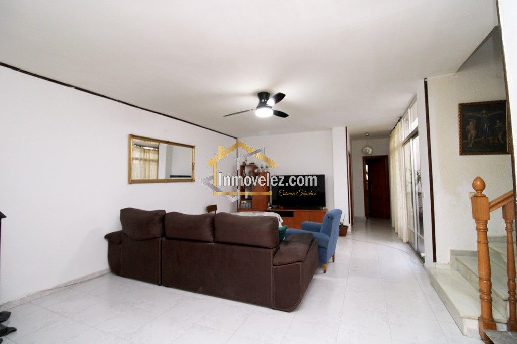 Casa en Vélez de Benaudalla (Ref.:0425)