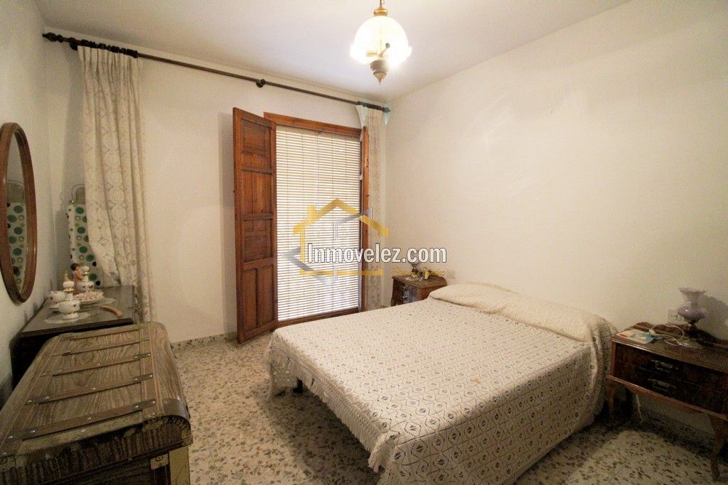 Casa en Vélez de Benaudalla (Ref.:0435)