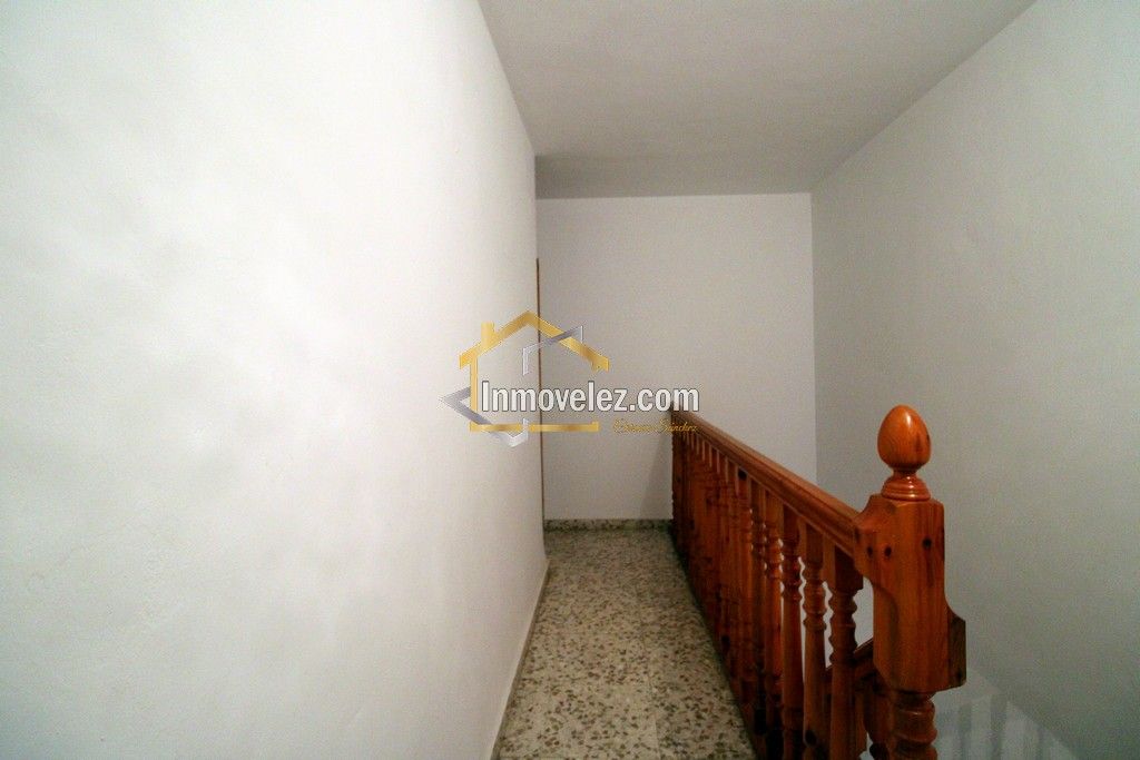 Casa en Vélez de Benaudalla (Ref.:0435)