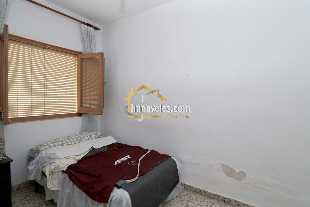 Casa en Vélez de Benaudalla (Ref.:0435)
