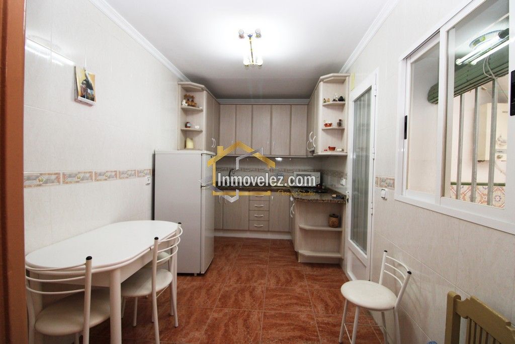 Casa en Vélez de Benaudalla (Ref.:0435)