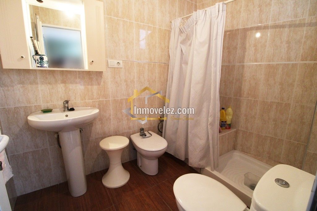 Casa en Vélez de Benaudalla (Ref.:0435)