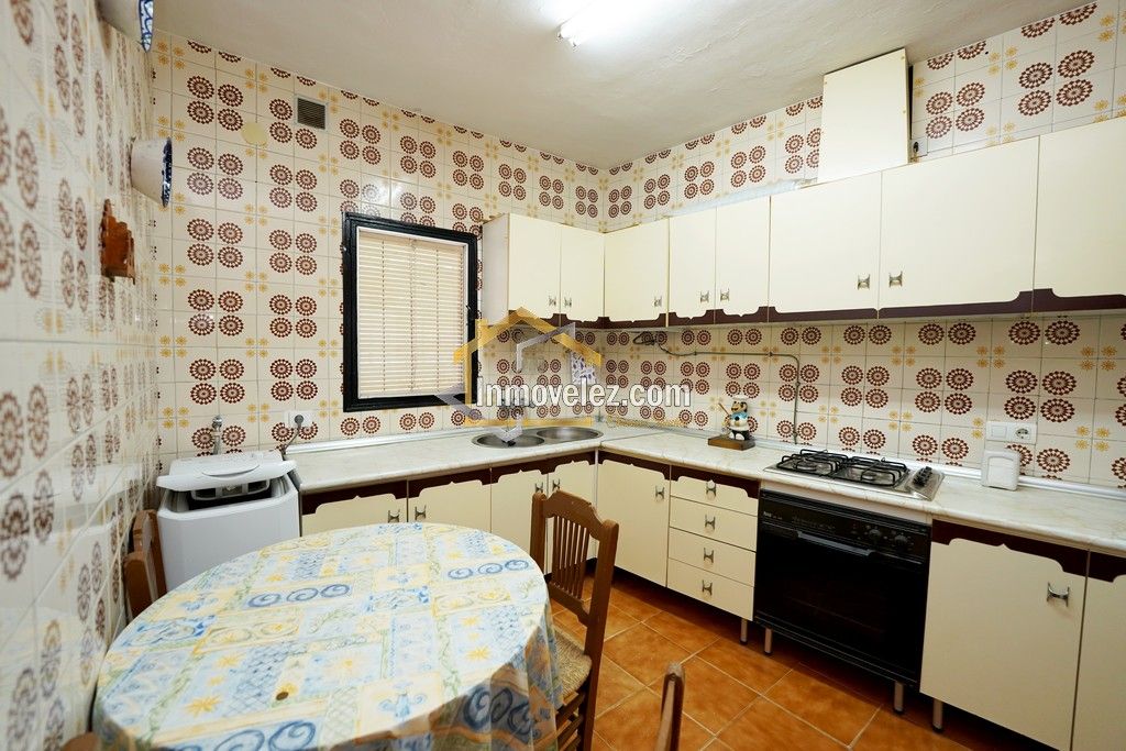 Casa en Vélez de Benaudalla (Ref.:0441)