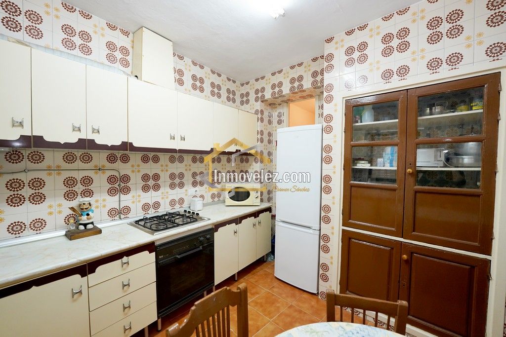 Casa en Vélez de Benaudalla (Ref.:0441)