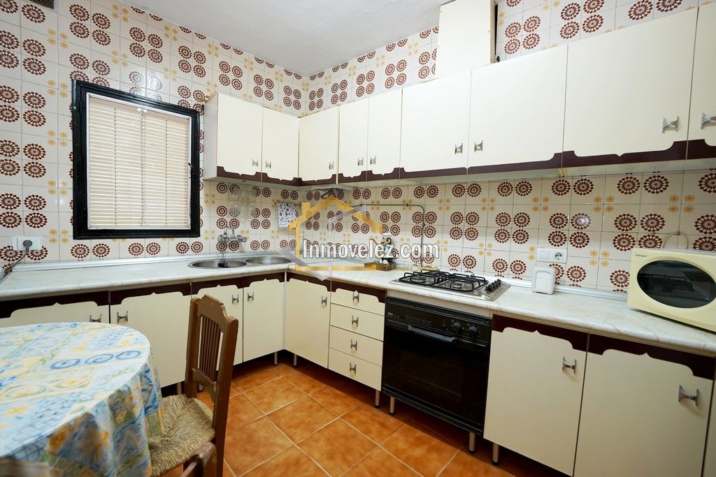 Casa en Vélez de Benaudalla (Ref.:0441)