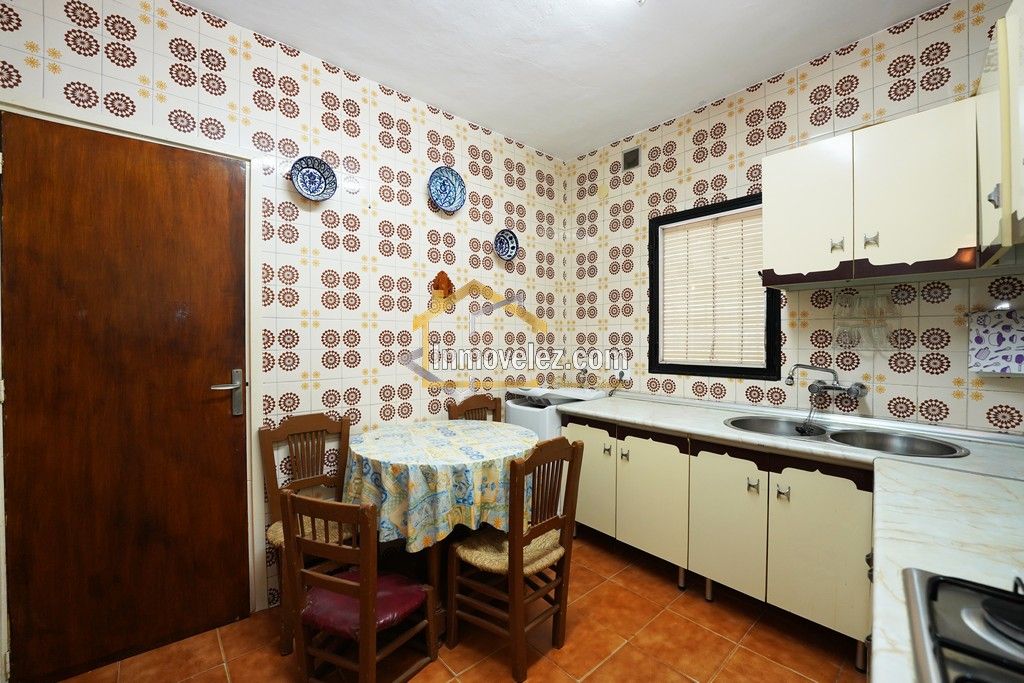 Casa en Vélez de Benaudalla (Ref.:0441)