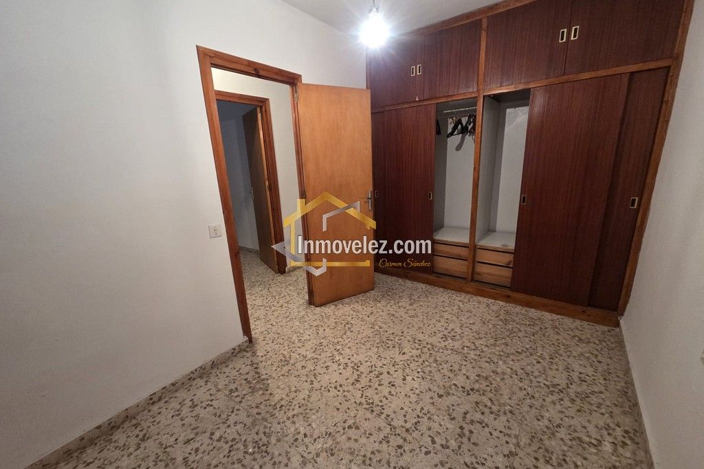Casa en Vélez de Benaudalla (Ref.:0435)