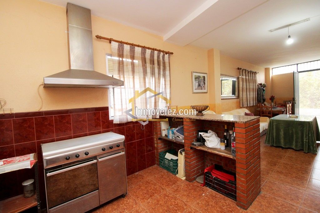 Casa en Vélez de Benaudalla (Ref.:459)