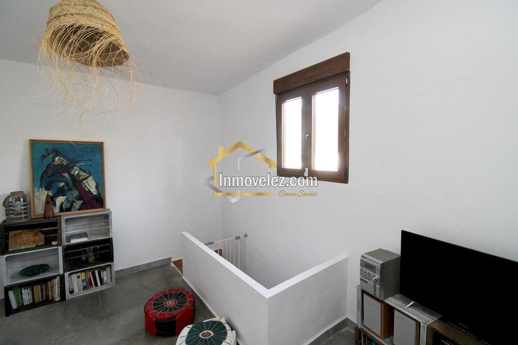 Casa en Vélez de Benaudalla (Ref.:0460)