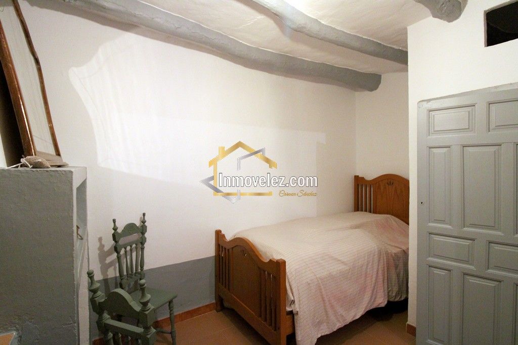 Casa en Vélez de Benaudalla (Ref.:0460)