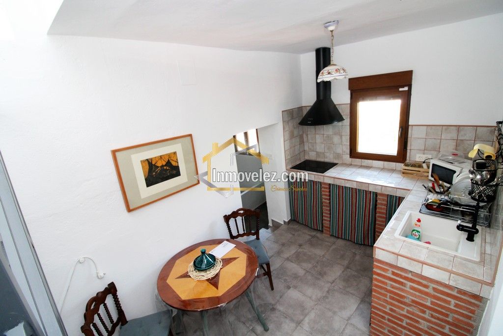 Casa en Vélez de Benaudalla (Ref.:0460)