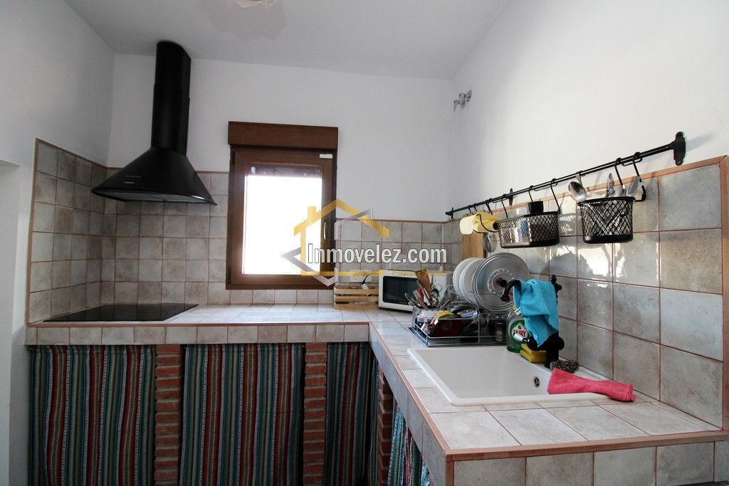 Casa en Vélez de Benaudalla (Ref.:0460)