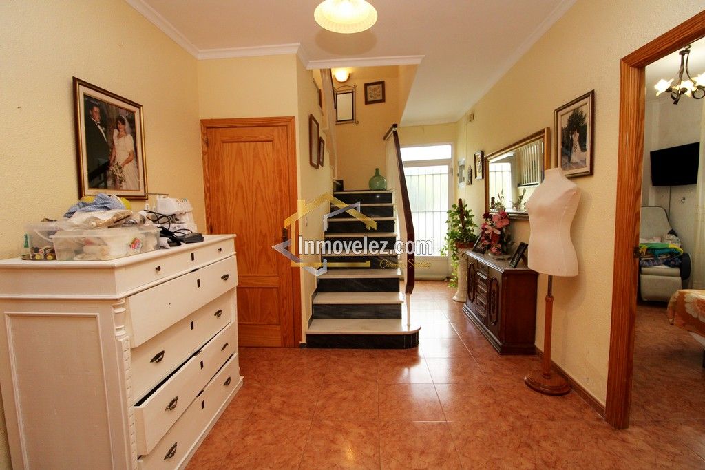 Casa en Vélez de Benaudalla (Ref.:459)