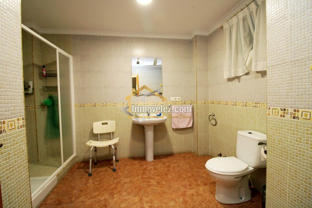Casa en Vélez de Benaudalla (Ref.:459)