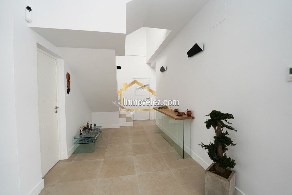 Chalet en Vélez de Benaudalla (Ref.:0456)