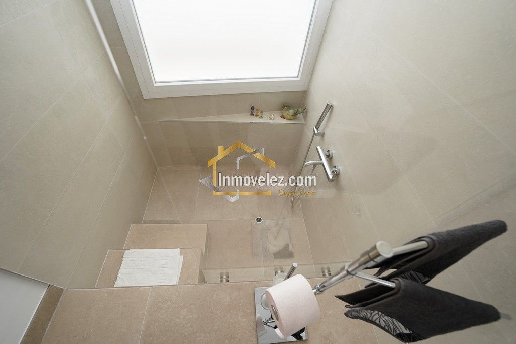 Chalet en Vélez de Benaudalla (Ref.:0456)