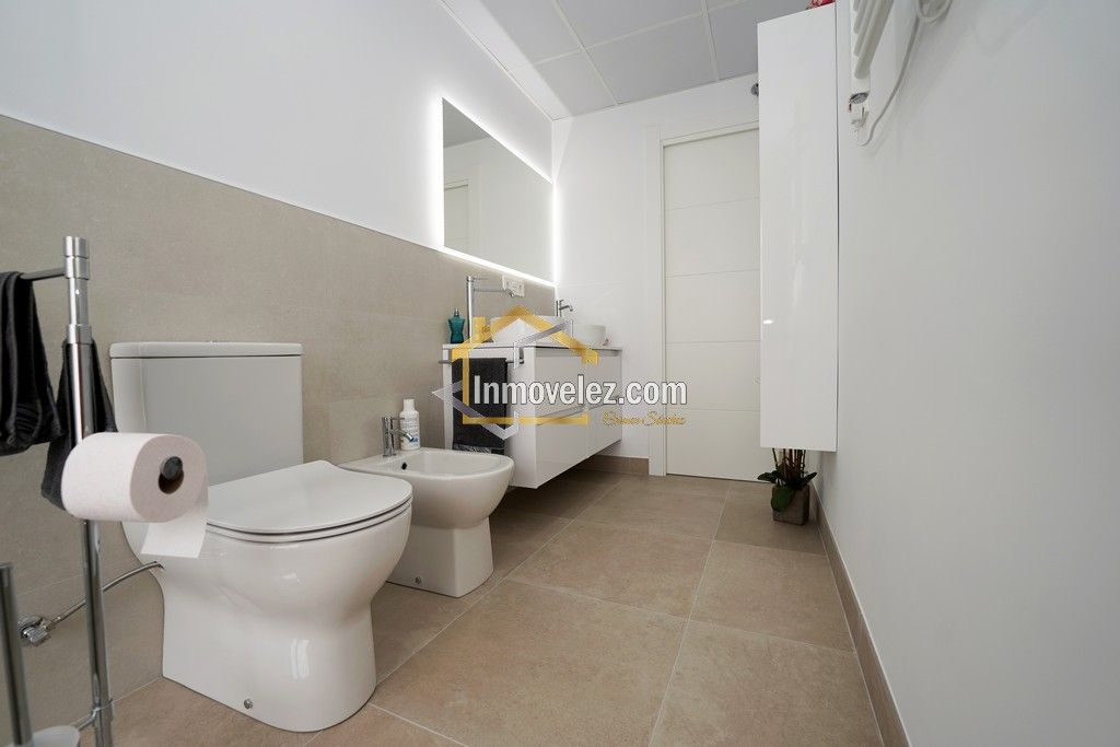 Chalet en Vélez de Benaudalla (Ref.:0456)