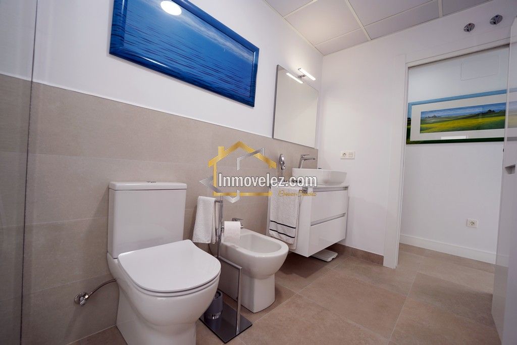 Chalet en Vélez de Benaudalla (Ref.:0456)