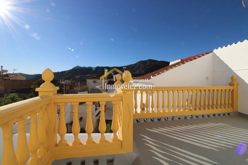 Casa en Vélez de Benaudalla (Ref.:0462)