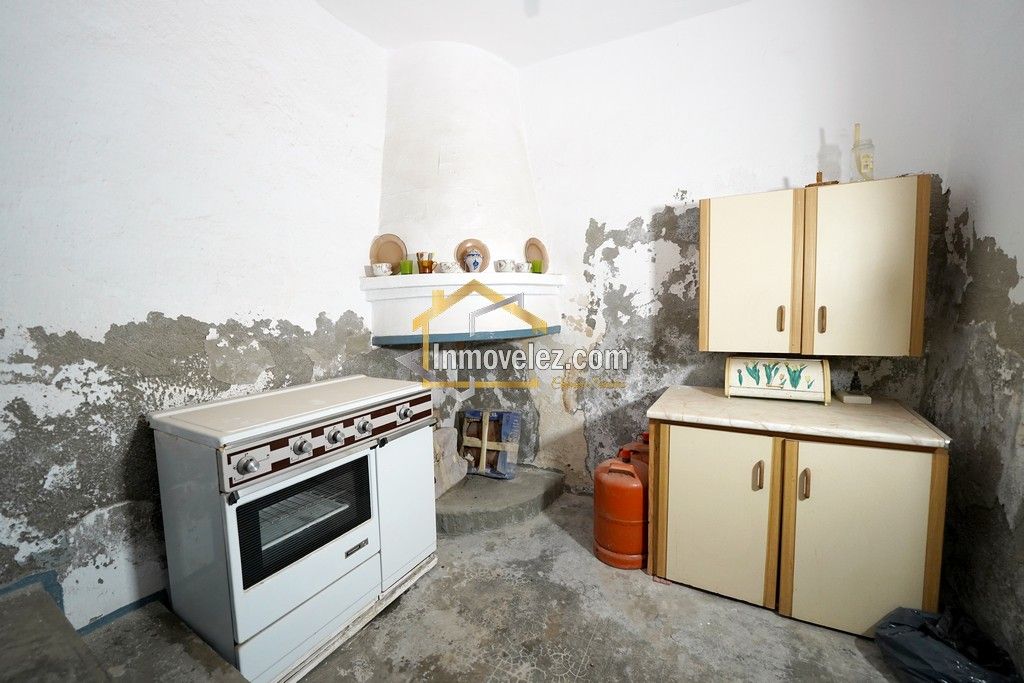 Casa en Vélez de Benaudalla (Ref.:0465)