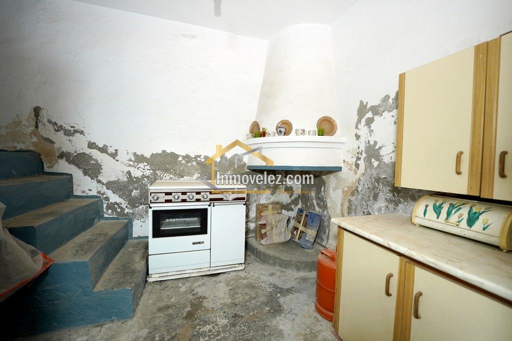 Casa en Vélez de Benaudalla (Ref.:0465)