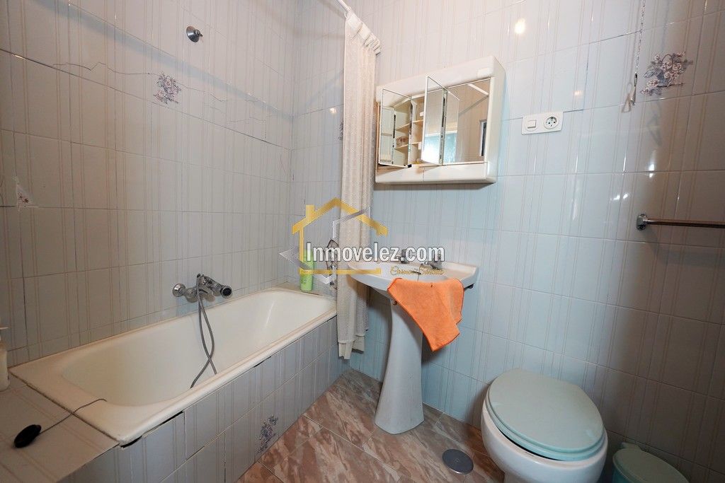Casa en Vélez de Benaudalla (Ref.:0465)