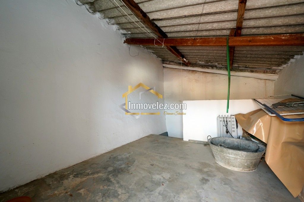 Casa en Vélez de Benaudalla (Ref.:0465)