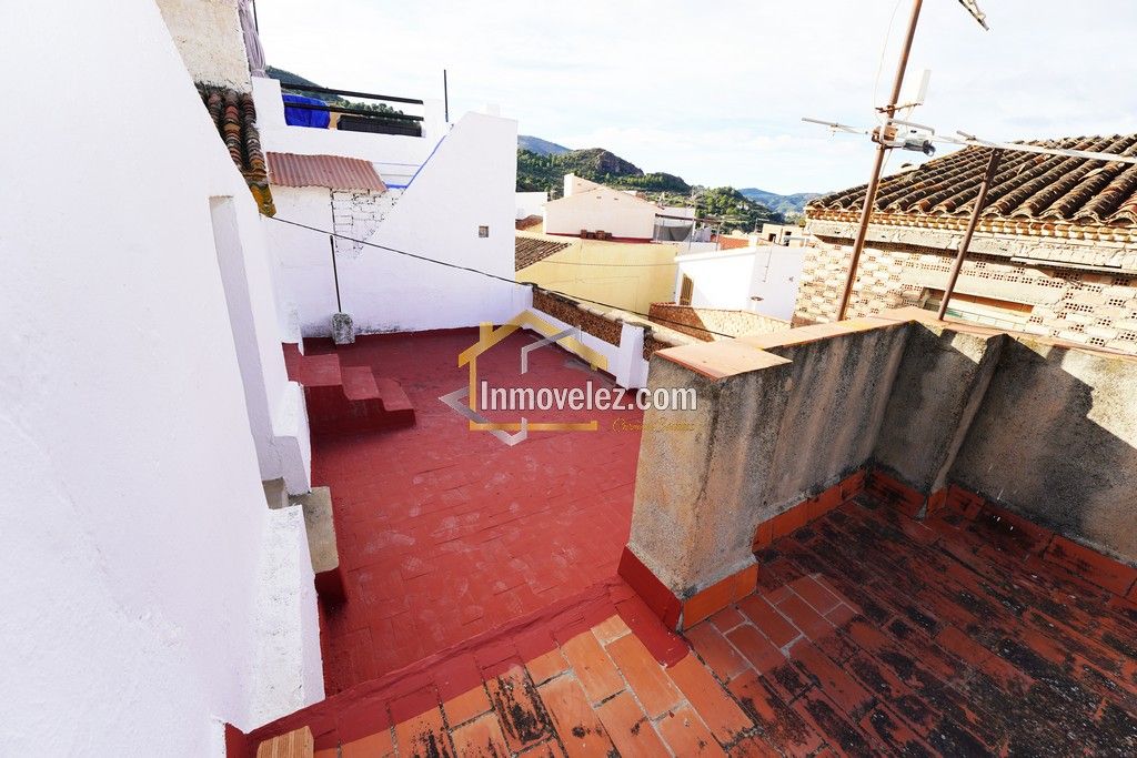 Casa en Vélez de Benaudalla (Ref.:0465)