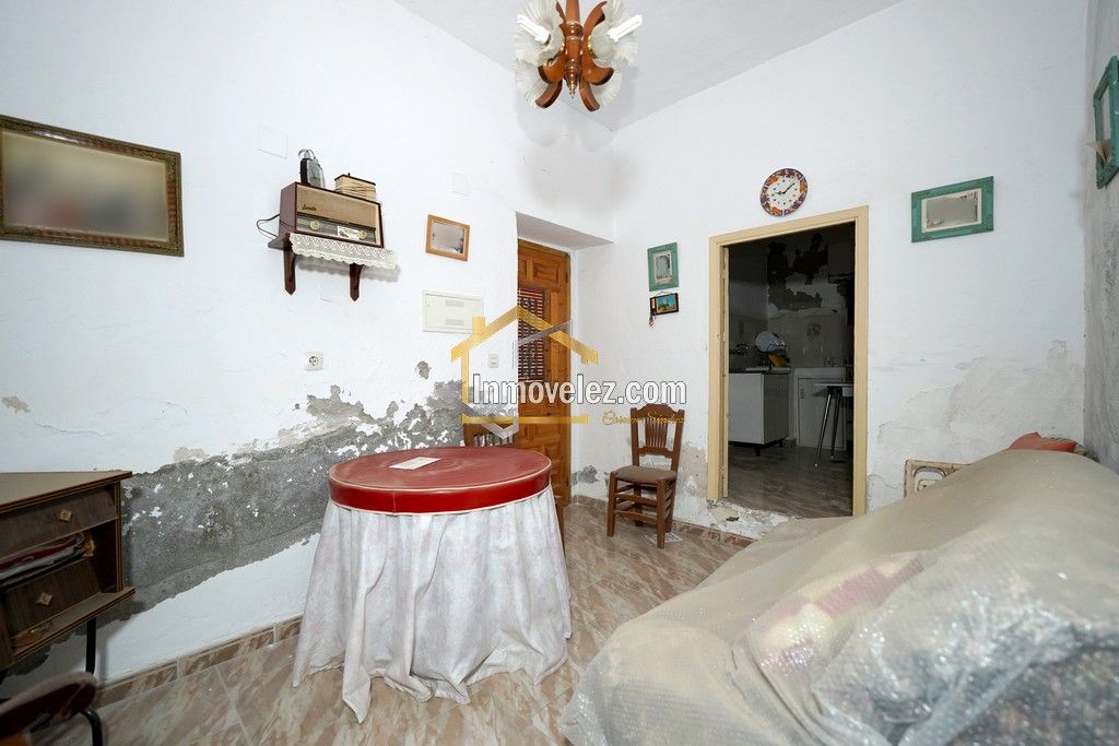 Casa en Vélez de Benaudalla (Ref.:0465)