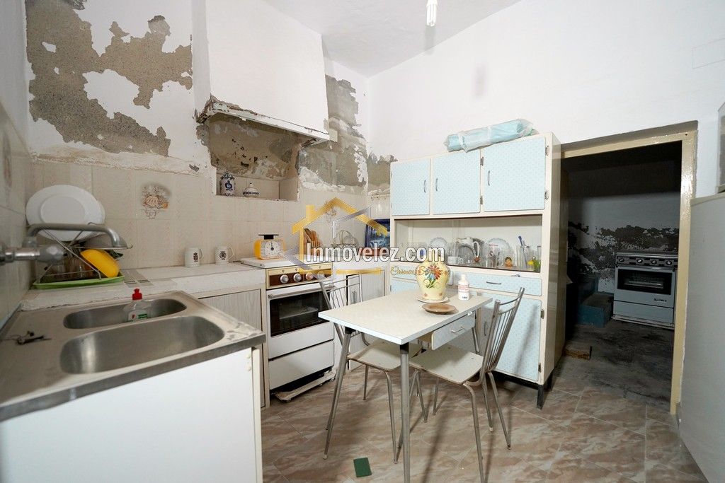 Casa en Vélez de Benaudalla (Ref.:0465)