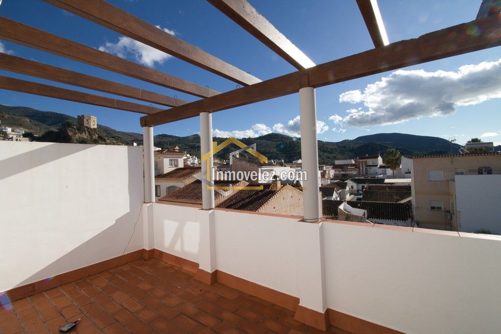 Casa en Vélez de Benaudalla (Ref.:0470)