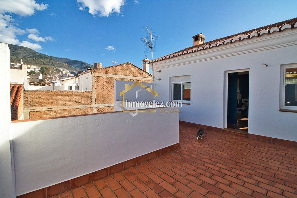 Casa en Vélez de Benaudalla (Ref.:0470)