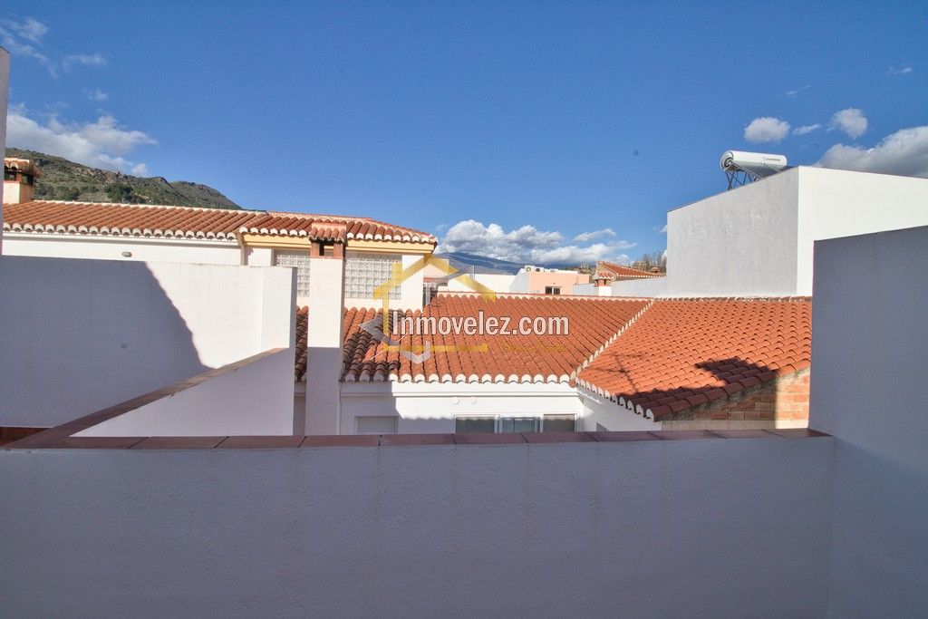 Casa en Vélez de Benaudalla (Ref.:0470)