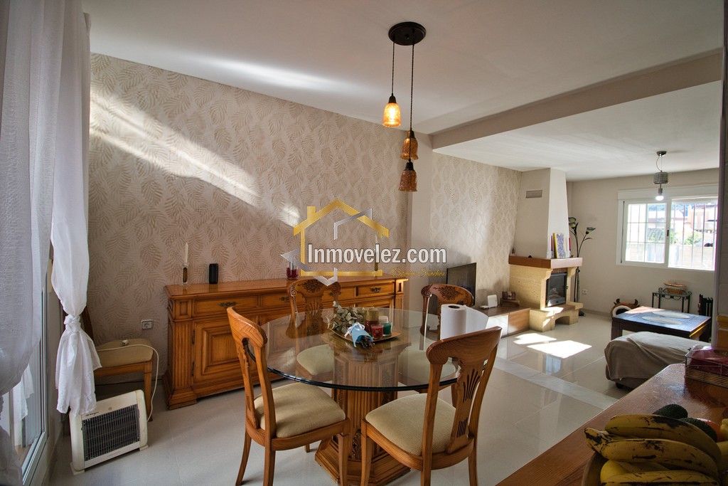 Casa en Vélez de Benaudalla (Ref.:0470)