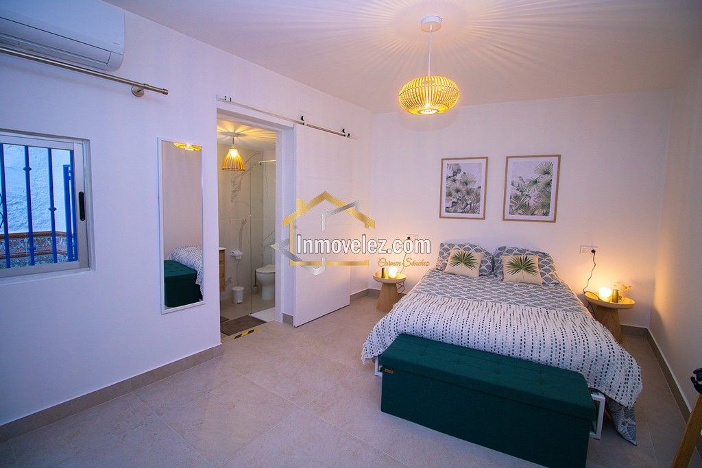 Casa en Vélez de Benaudalla (Ref.:0473)