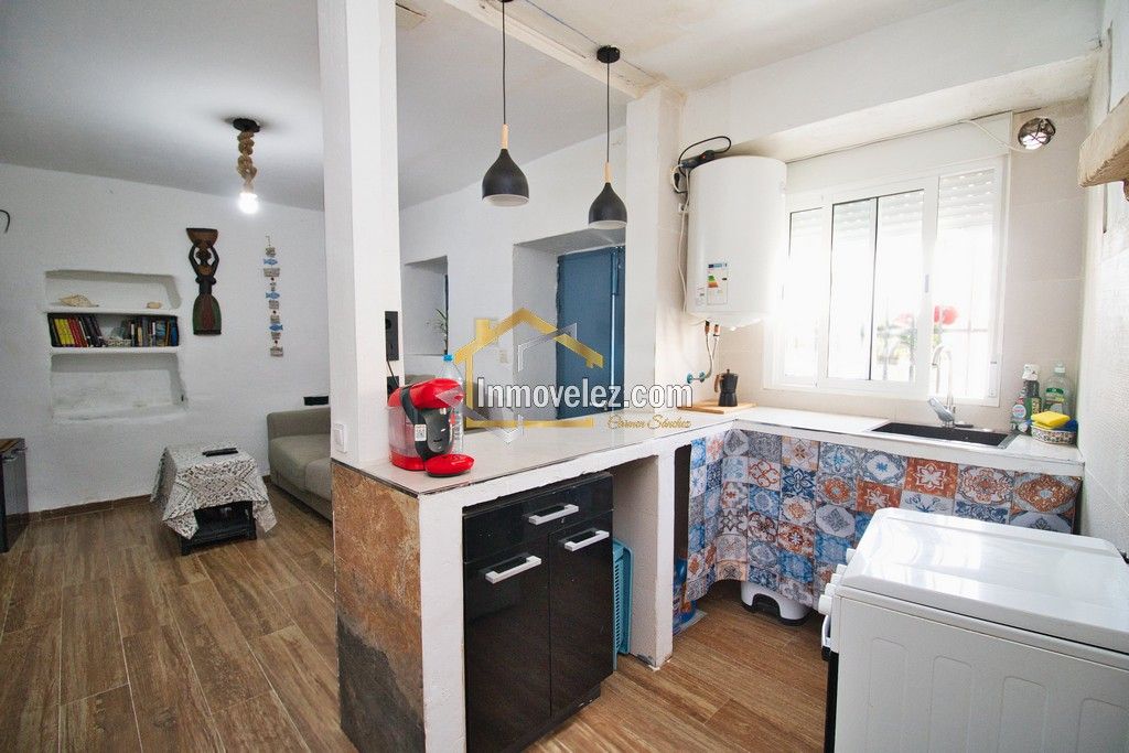 Casa en Vélez de Benaudalla (Ref.:0476)