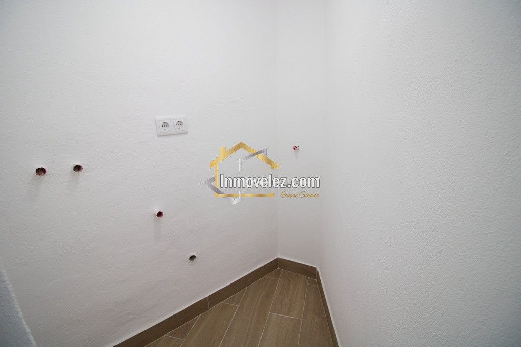 2 Casas en Vélez de Benaudalla (Ref.:0477)