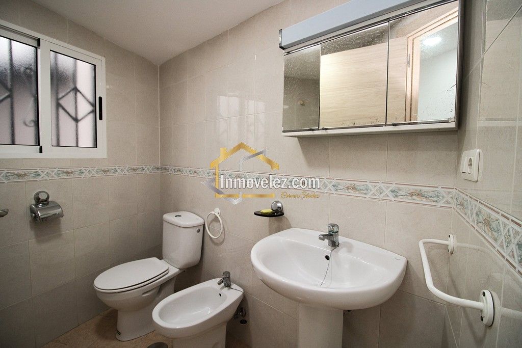 2 Casas en Vélez de Benaudalla (Ref.:0477)