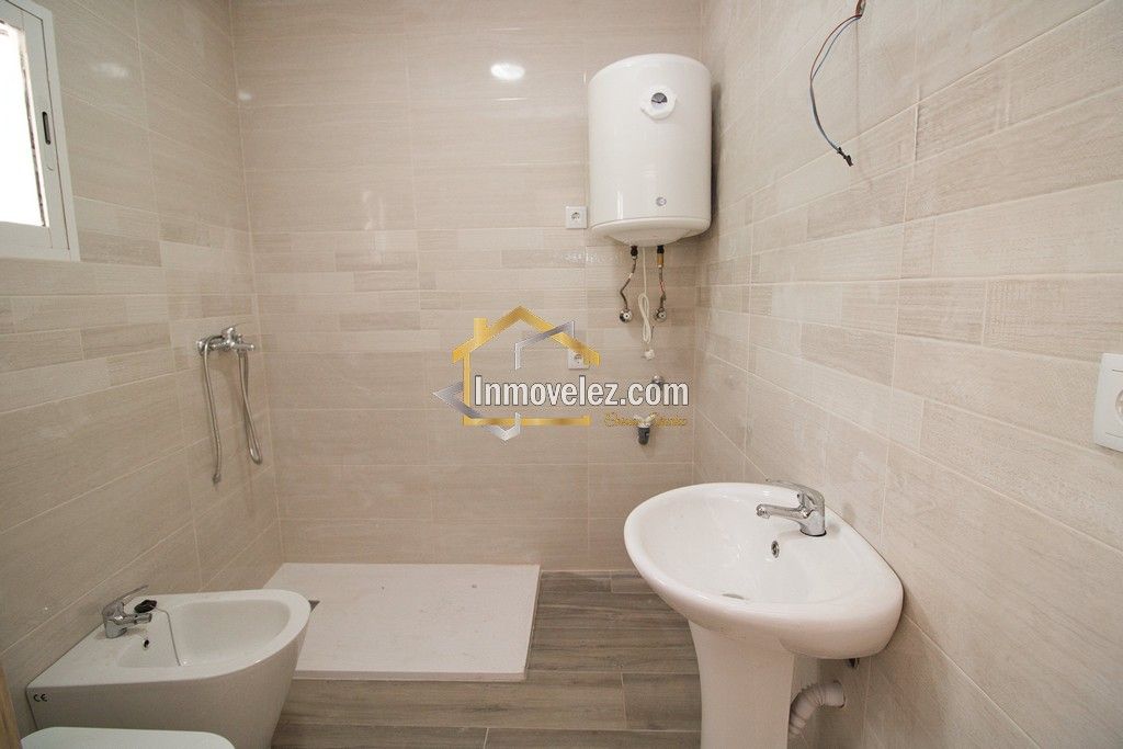 2 Casas en Vélez de Benaudalla (Ref.:0477)