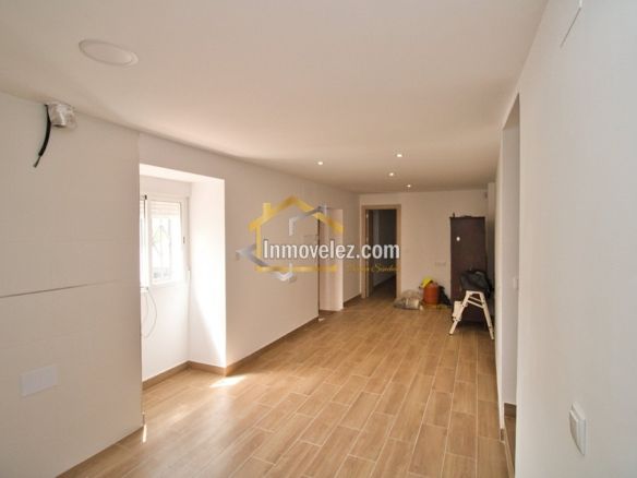 2 Casas en Vélez de Benaudalla (Ref.:0477)