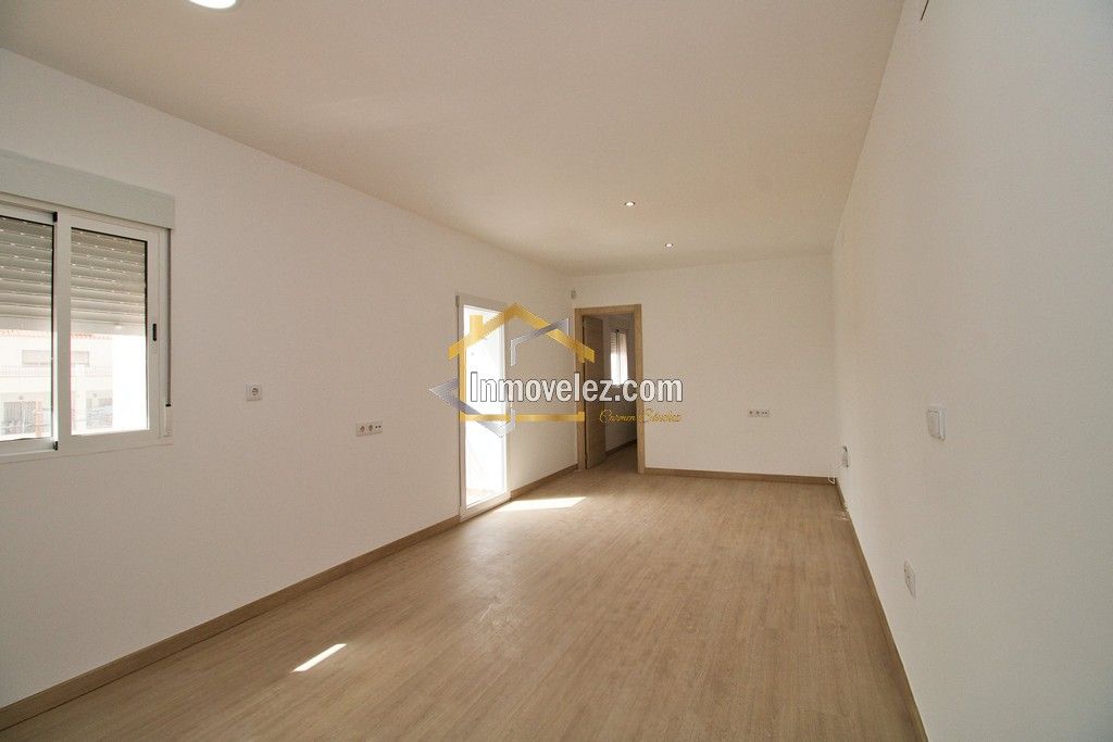 2 Casas en Vélez de Benaudalla (Ref.:0477)