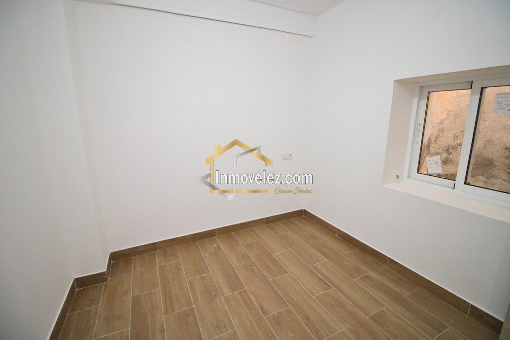 2 Casas en Vélez de Benaudalla (Ref.:0477)