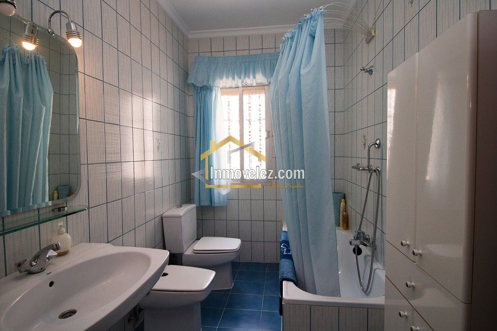 Casa en Vélez de Benaudalla (Ref.:0479)