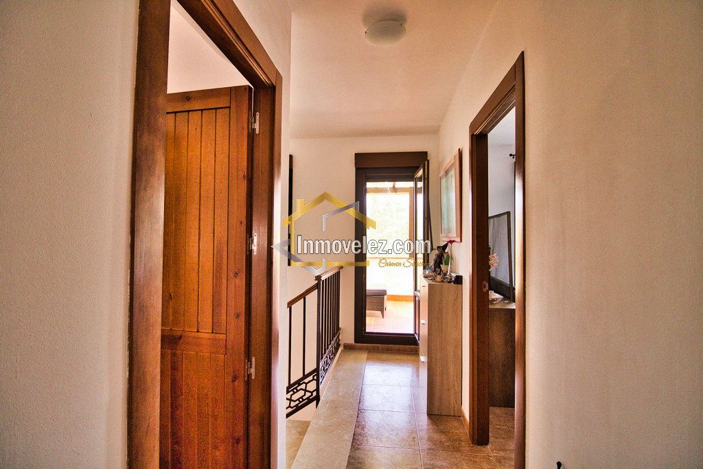 Casa en Vélez de Benaudalla (Ref.:0482)